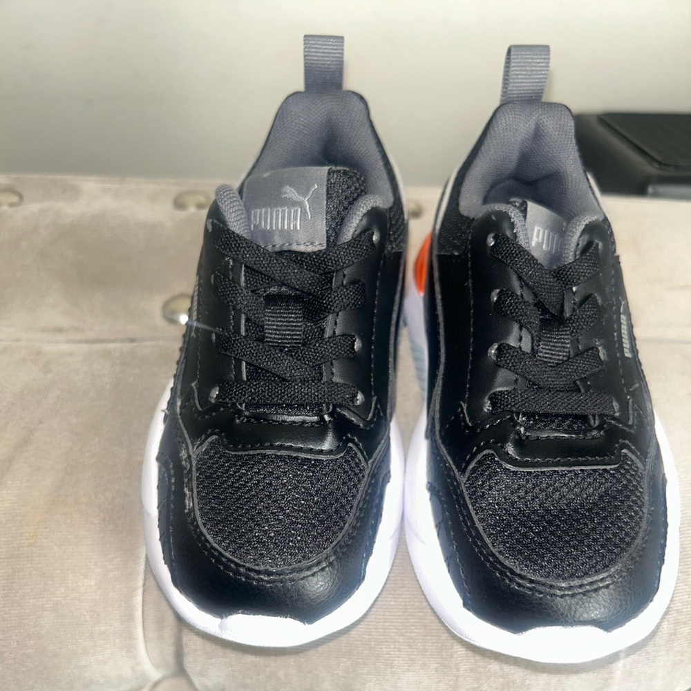 Toddle boys Puma sneaker size 7c